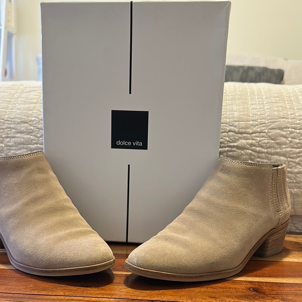Dolce Vita Tan Ankle Boots